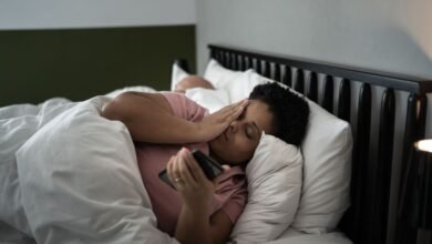 Problemas de sono são associados a aumento de 5 vezes no risco de AVC, diz estudo